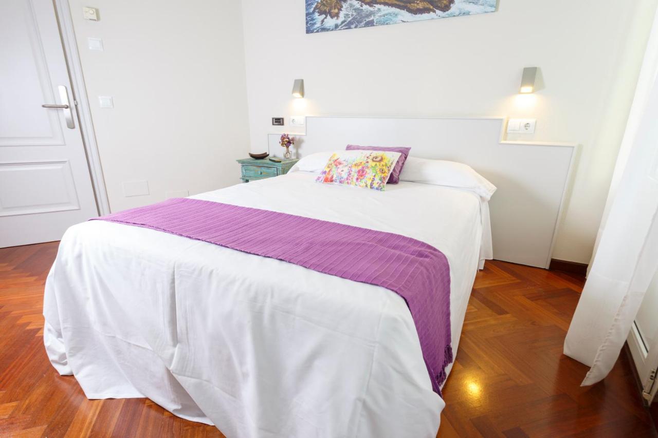 Hostal Costa Coruna Luaran gambar